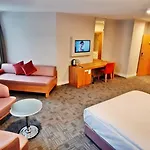 Park Hotel 3*